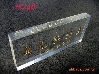 上海品聲品色有機玻璃制品廠 專業供應亞克力相框與商務贈品